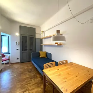 ** Hotel apartamentowy Easy - And Navigli Włochy